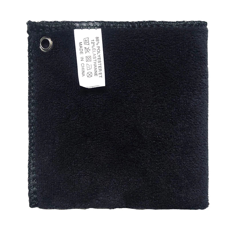 Wet & Dry Golf Towel with Retractable Hook – Clean Clubs & Balls Anywhere